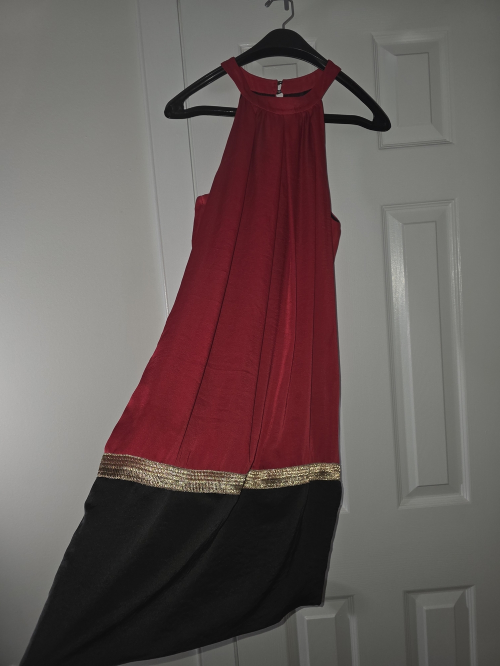 STUNNING Access Fashion Crimson & Gold Halter Cocktail Dress